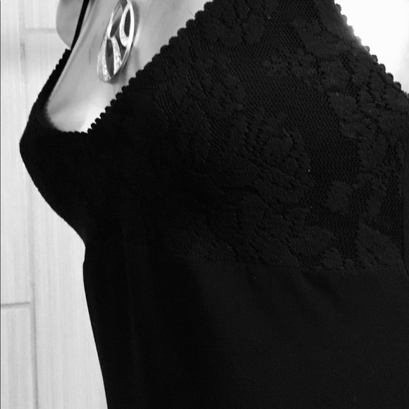 Gorgeous Black Dress!! Black Lace Top Evening Dress w/ Cut-out Back - Picture 4 of 7